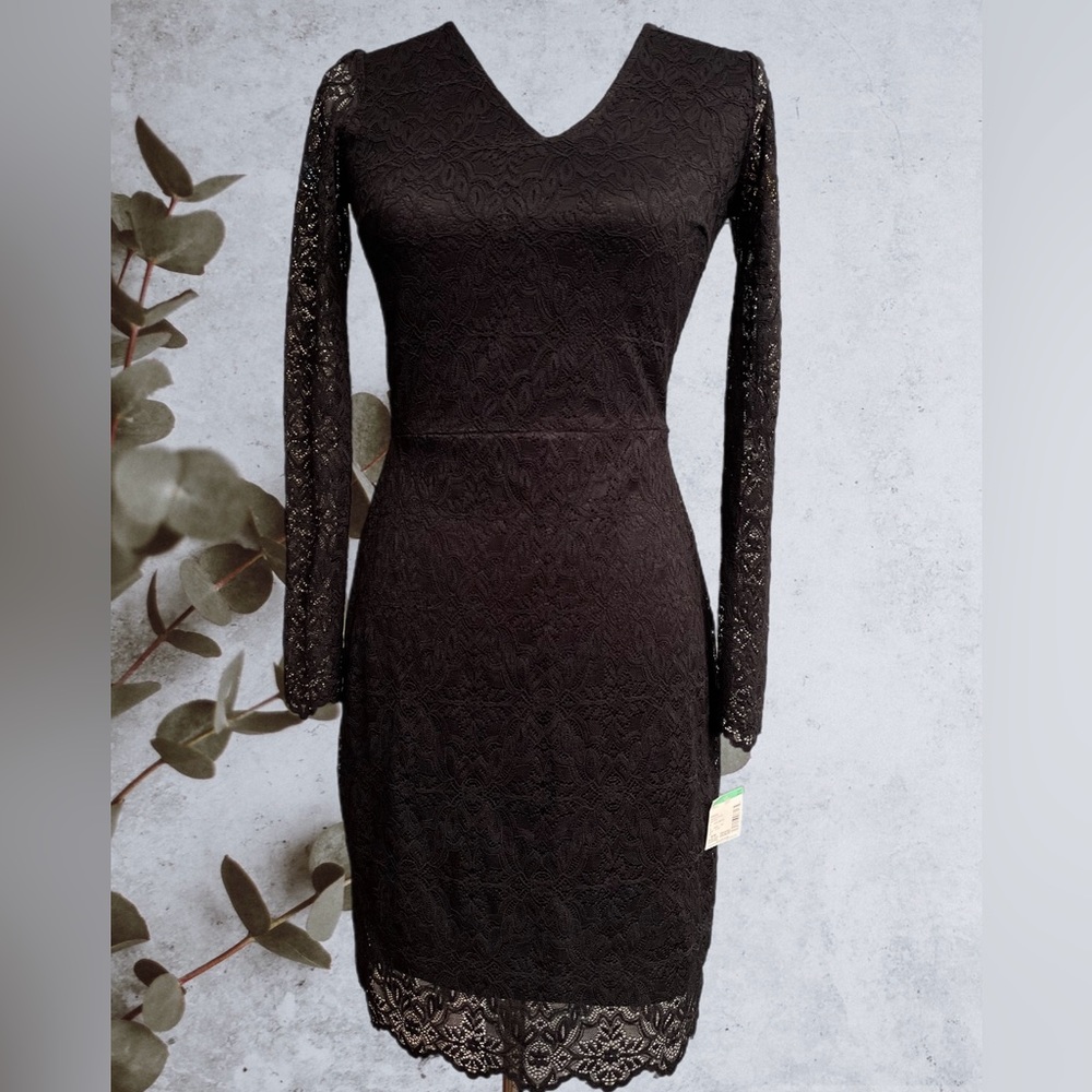 V neck Black lace dress